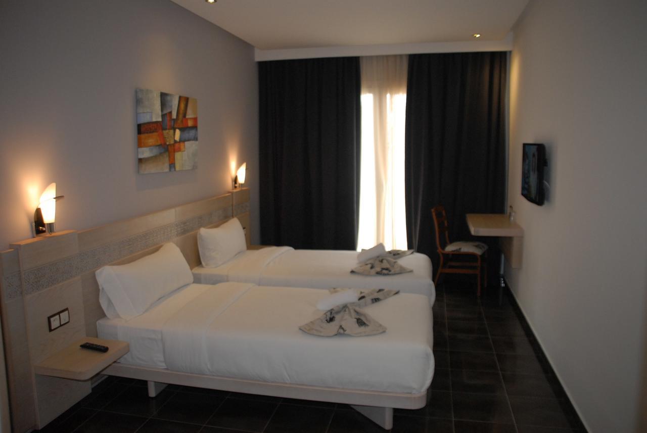 Hotel A44 Tétouan Zewnętrze zdjęcie